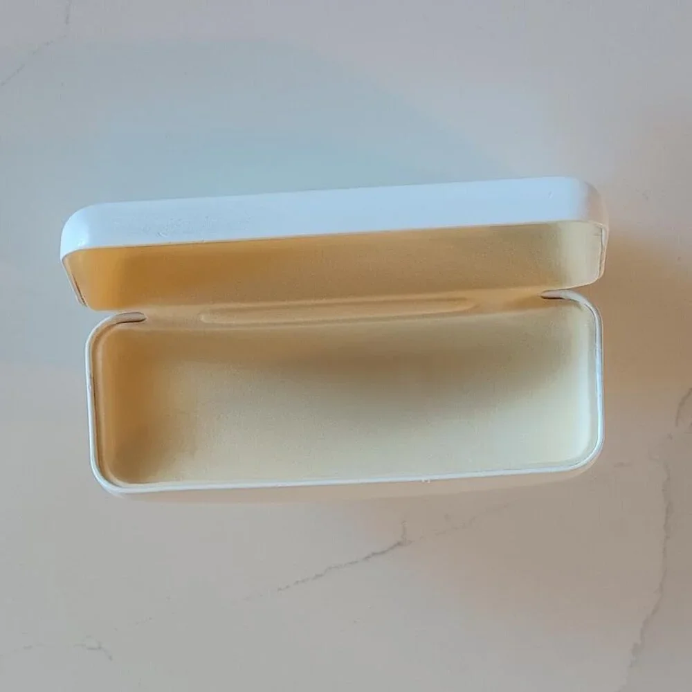 CHLOE Eyeglass Case Clam Shell Faux Leather White with Light Yellow Interior